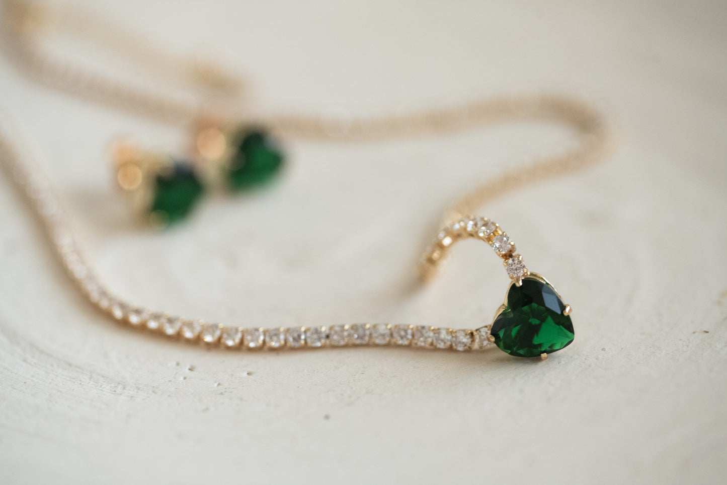 š Emerald Heartshine Zirconia š