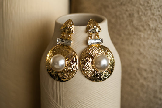 Regal Pearl Medallion