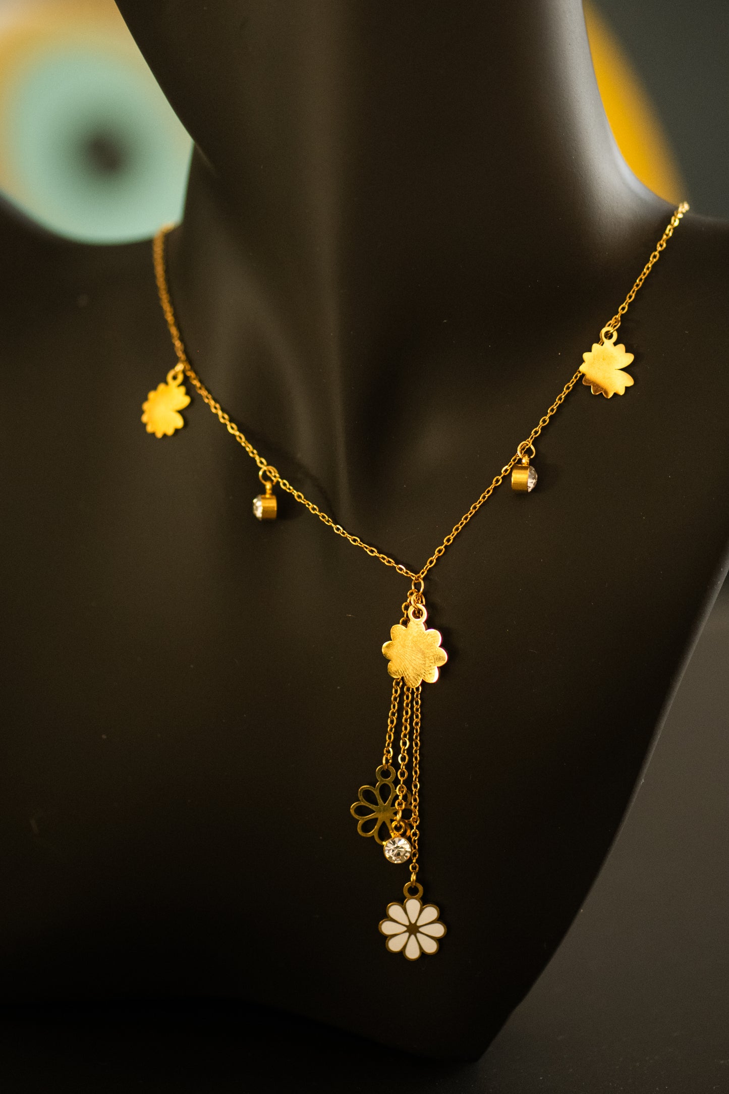Daisy Charm Lariat