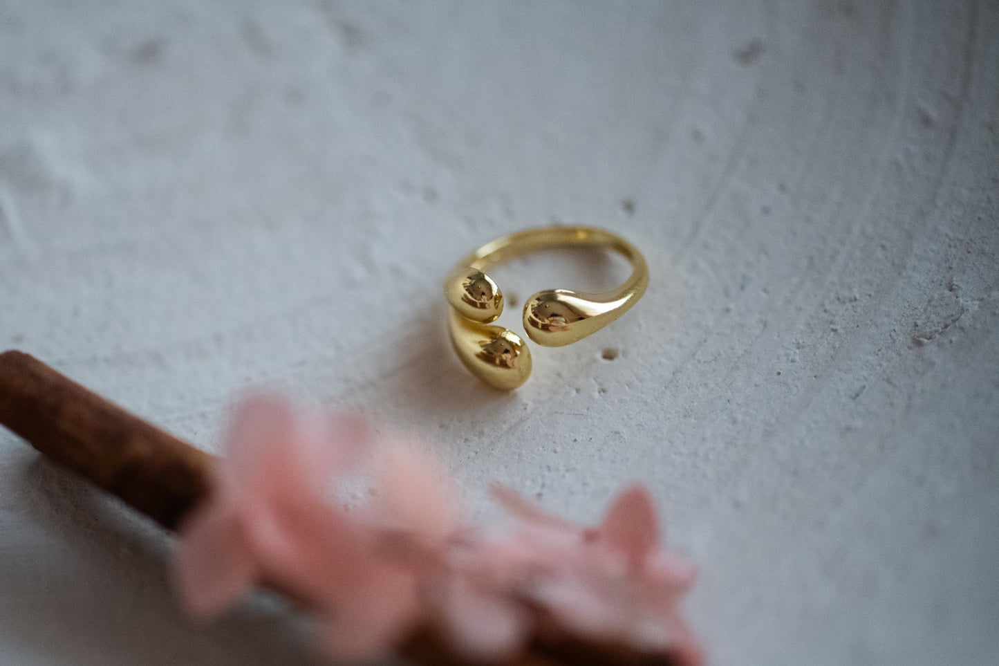 Golden Whisper